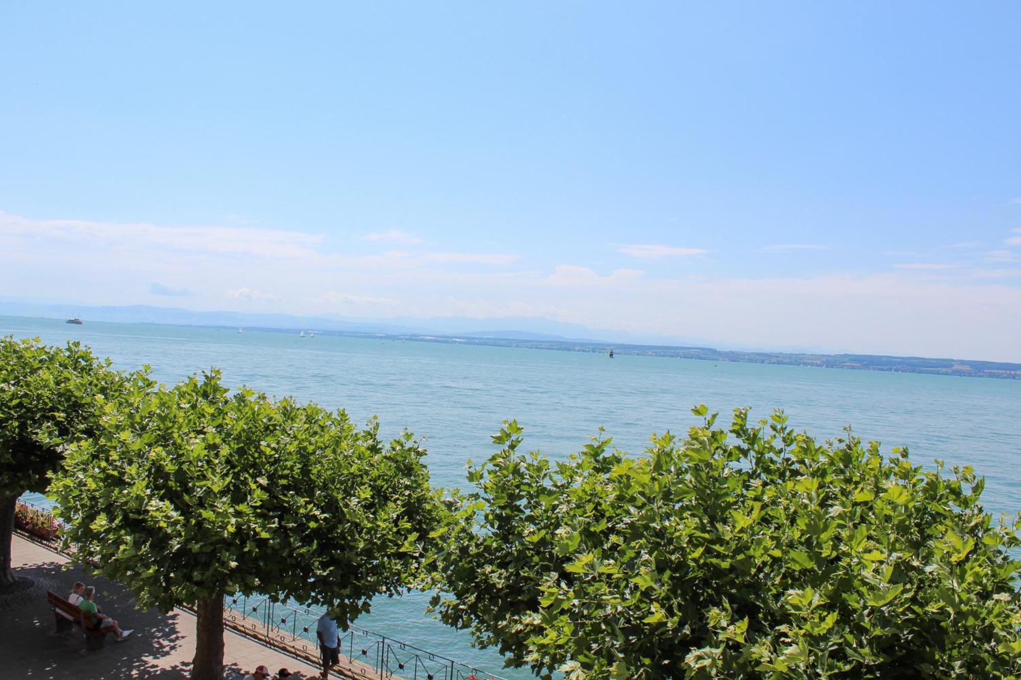 Zwovier Meersburg Buitenkant foto